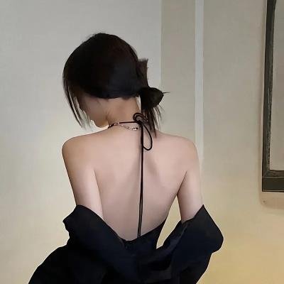 血锁情义心